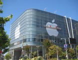 Apple инвестирует $1 млрд в производство в США Apple инвестирует $1 млрд в производство в США