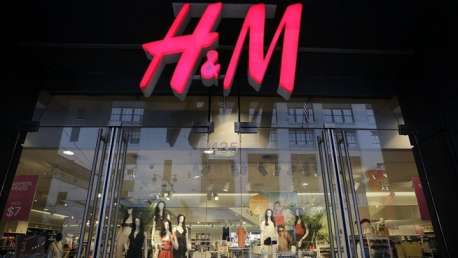   H&M       