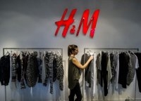  H&M     18 